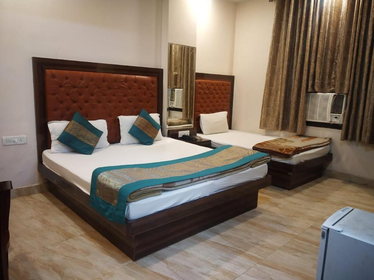 Adb Rooms Hotel Indo Continental Nové Dillí Exteriér fotografie