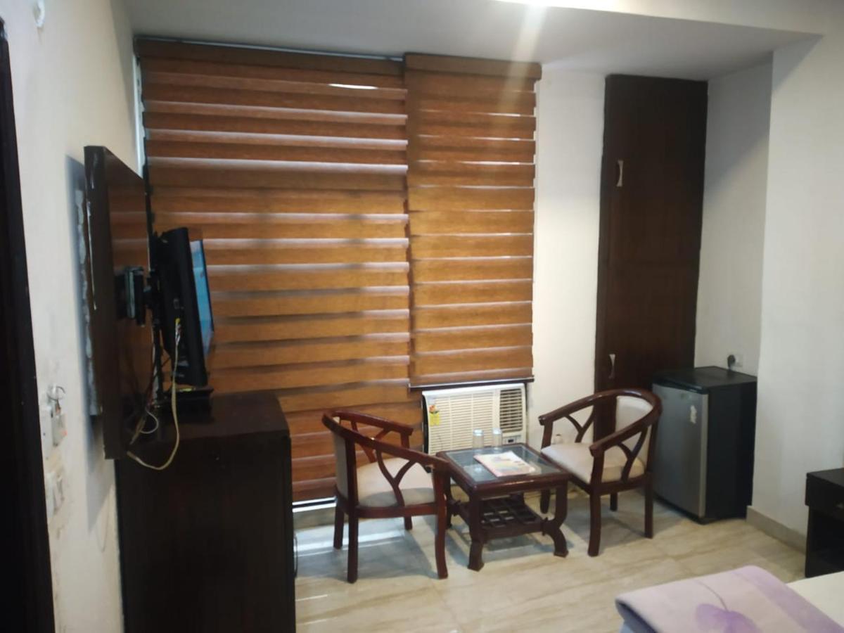 Adb Rooms Hotel Indo Continental Nové Dillí Exteriér fotografie