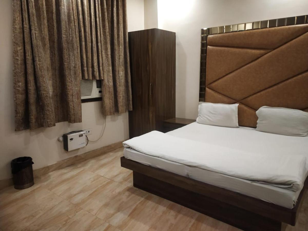 Adb Rooms Hotel Indo Continental Nové Dillí Exteriér fotografie