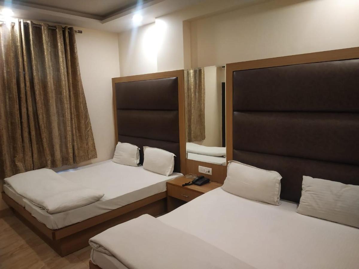 Adb Rooms Hotel Indo Continental Nové Dillí Exteriér fotografie