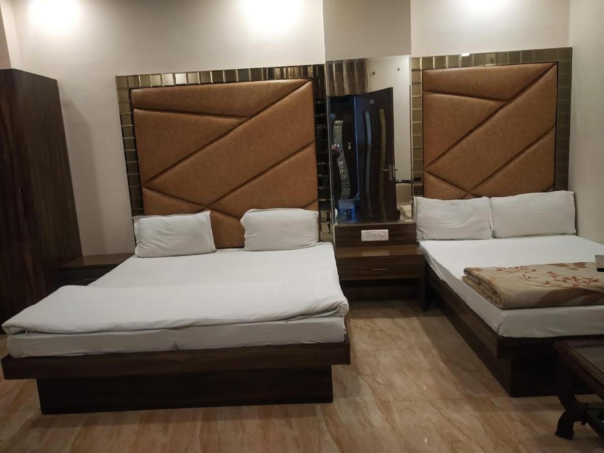 Adb Rooms Hotel Indo Continental Nové Dillí Exteriér fotografie