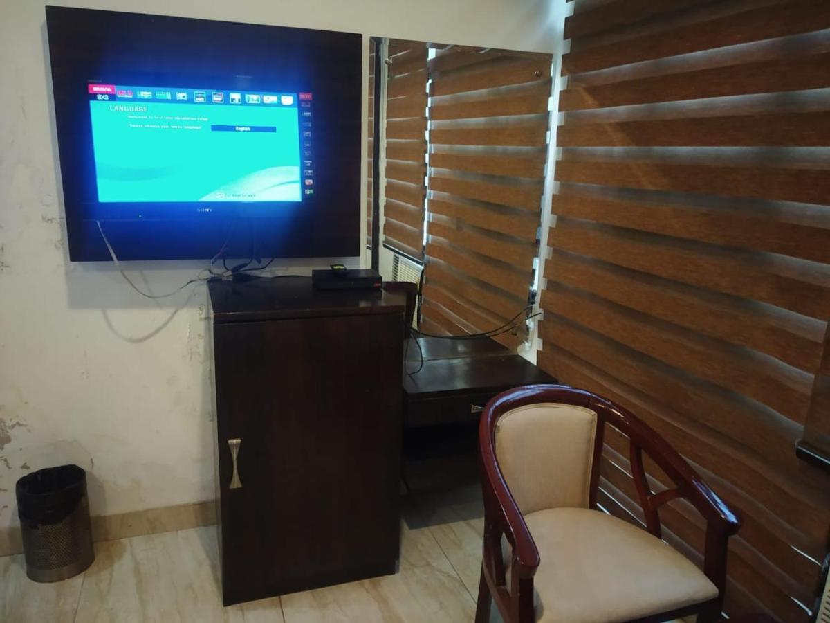 Adb Rooms Hotel Indo Continental Nové Dillí Exteriér fotografie