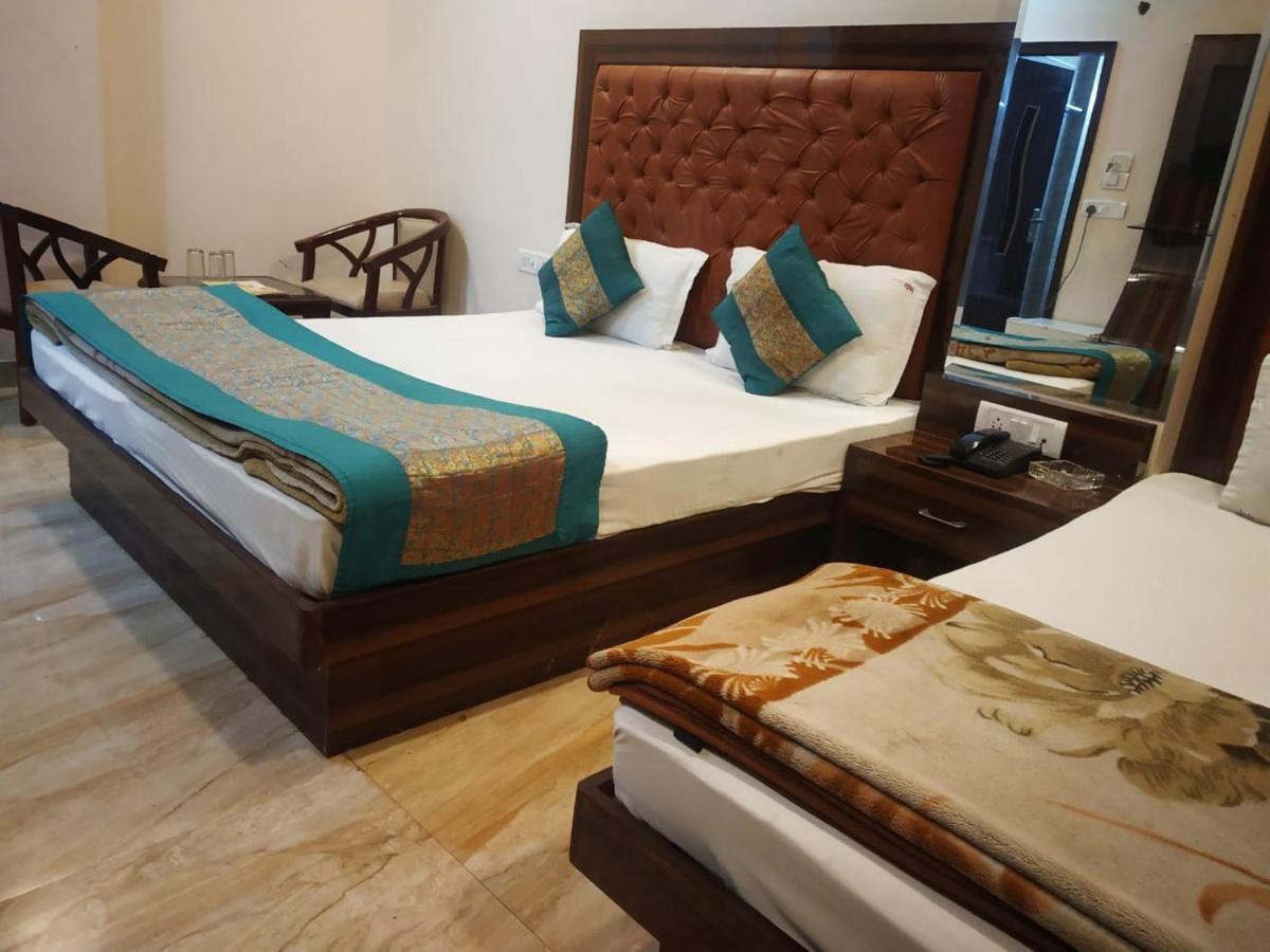 Adb Rooms Hotel Indo Continental Nové Dillí Exteriér fotografie